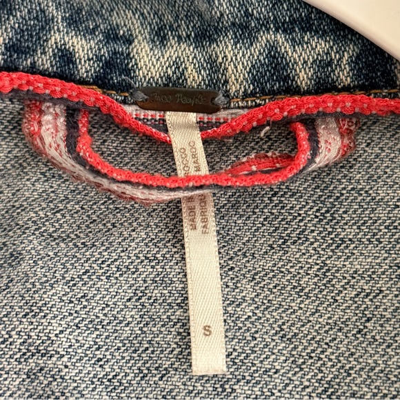Free People Denim Jean Jacket with Distressed Look Oversized Size Small - Picture 4 of 11